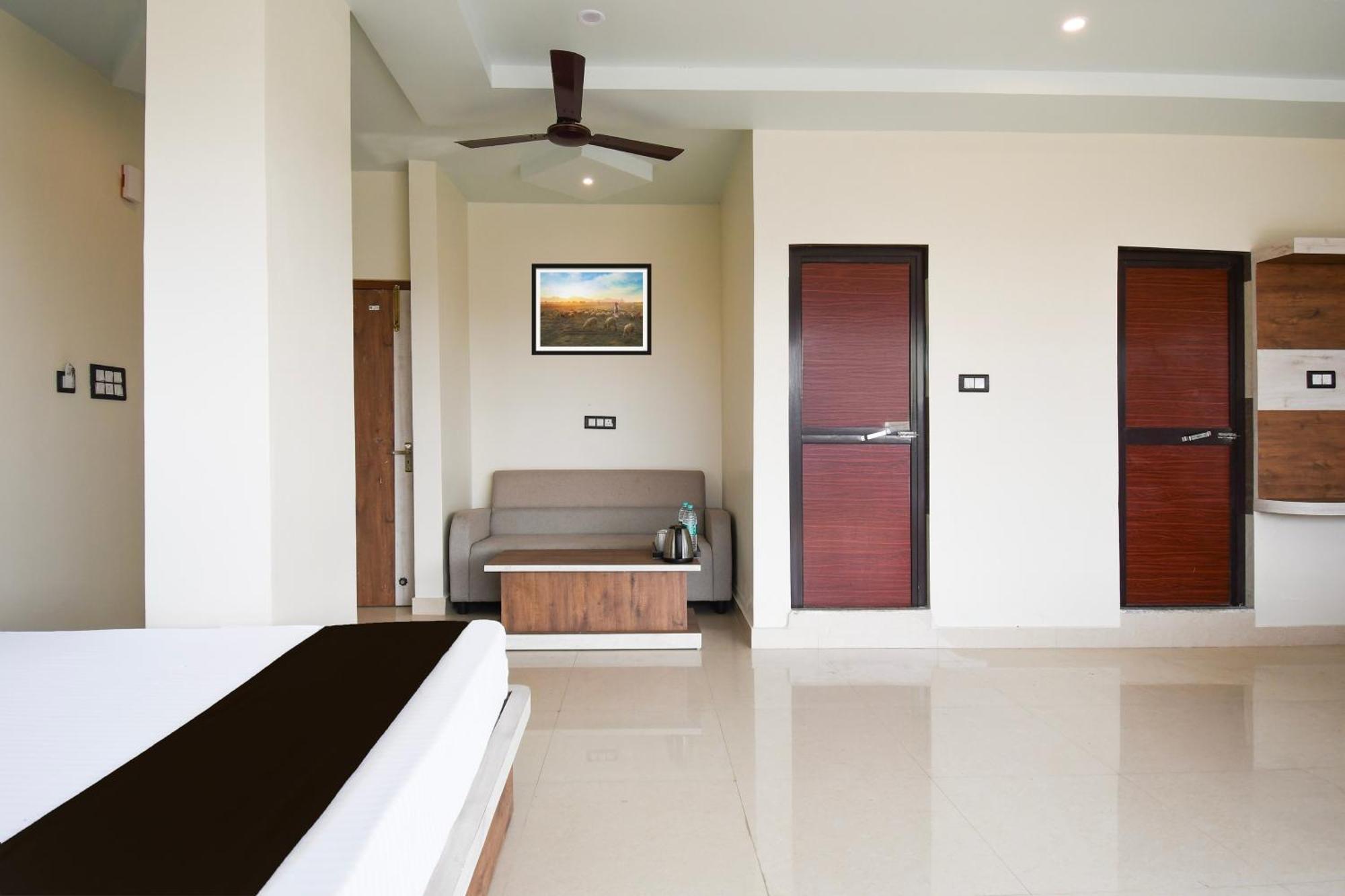 Hotel O Nilmadhab International 塔拉皮斯 外观 照片