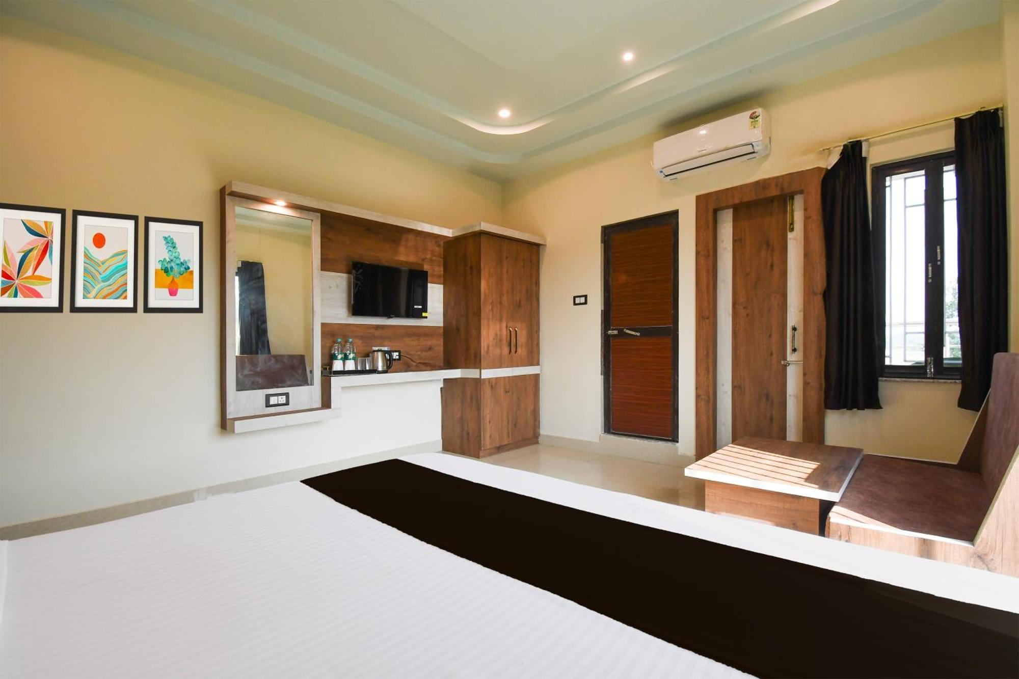 Hotel O Nilmadhab International 塔拉皮斯 外观 照片