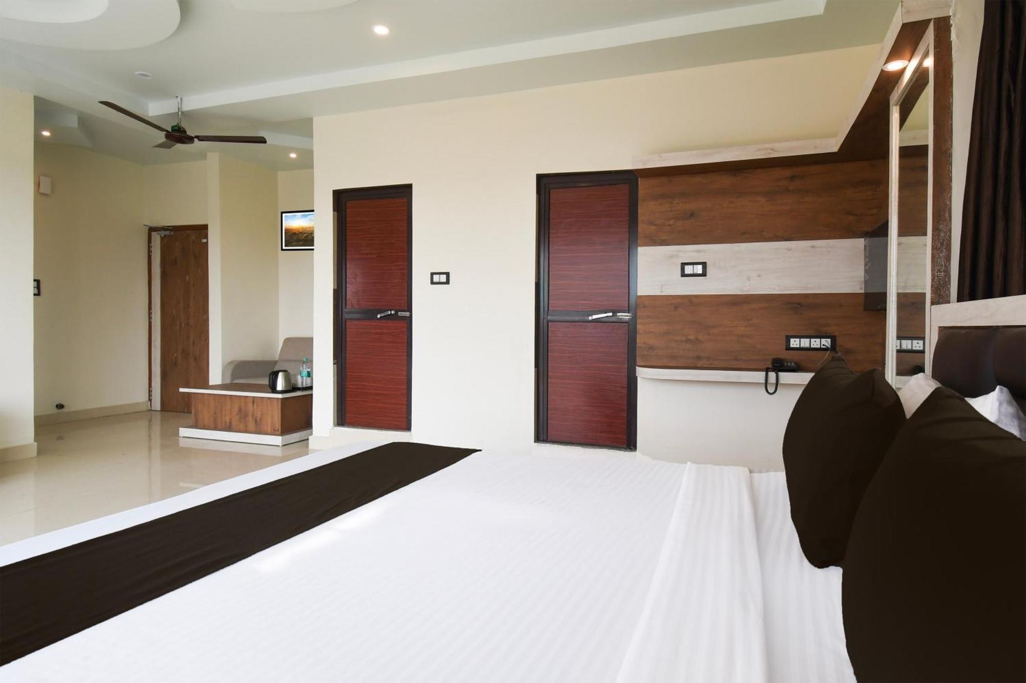 Hotel O Nilmadhab International 塔拉皮斯 外观 照片